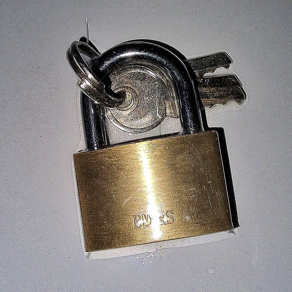 Brüder Mannesmann Brass Padlocks