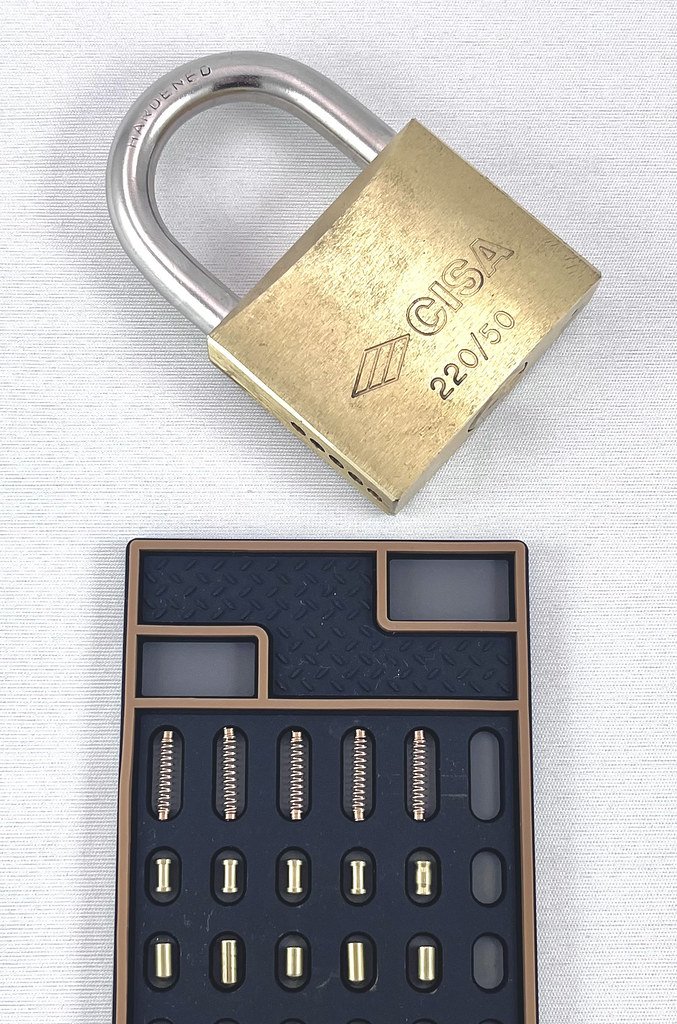 By: LockPickingFisherman (CC BY-NC-SA 4.0, via LPU)