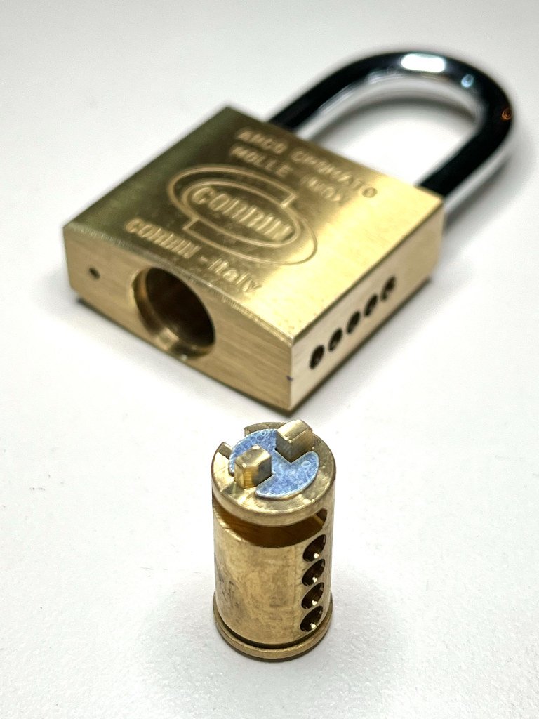 By: LockPickingFisherman (CC BY-NC-SA 4.0, via LPU)