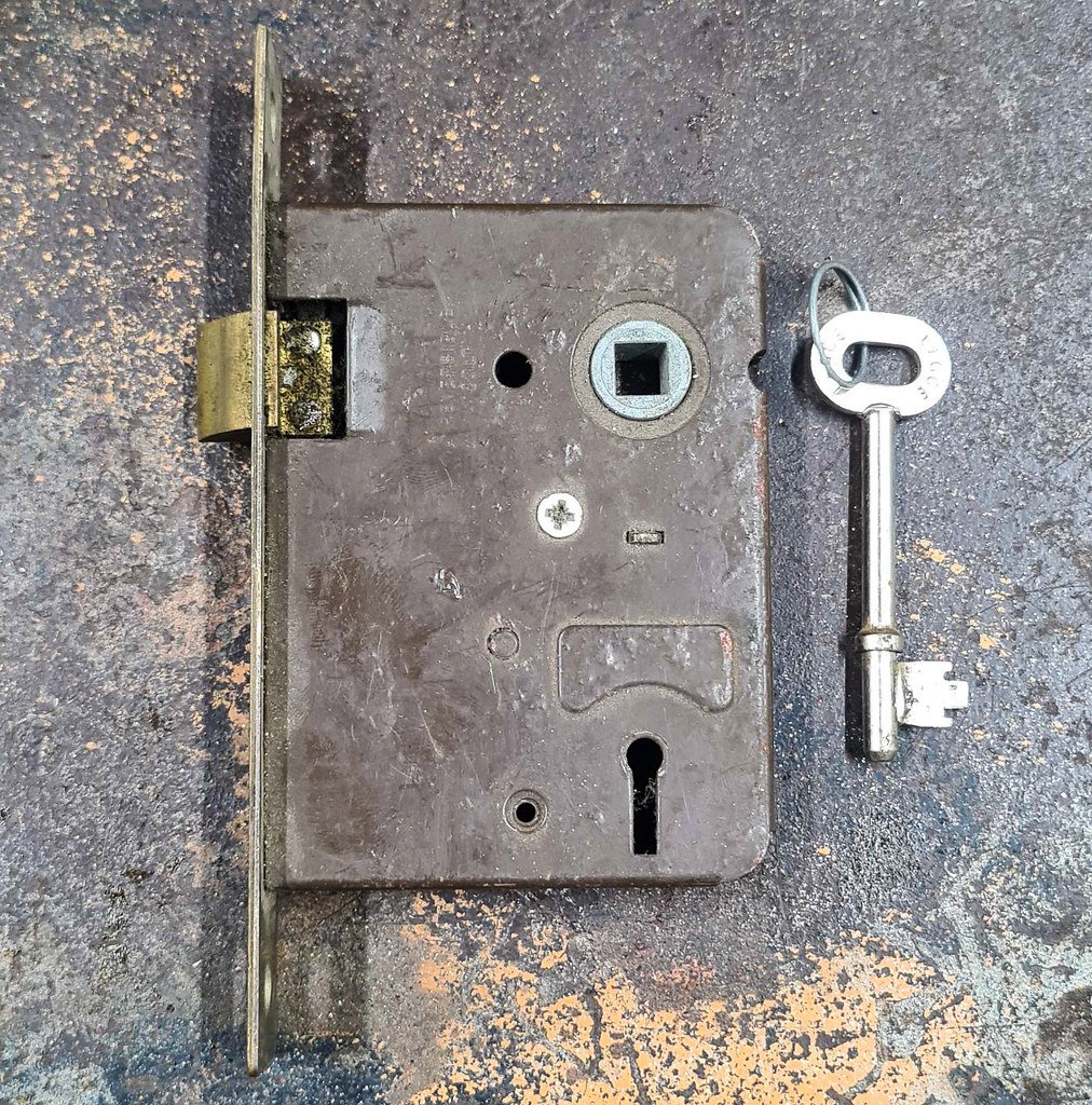 Generic/Unknown 3 Lever Mortice lock