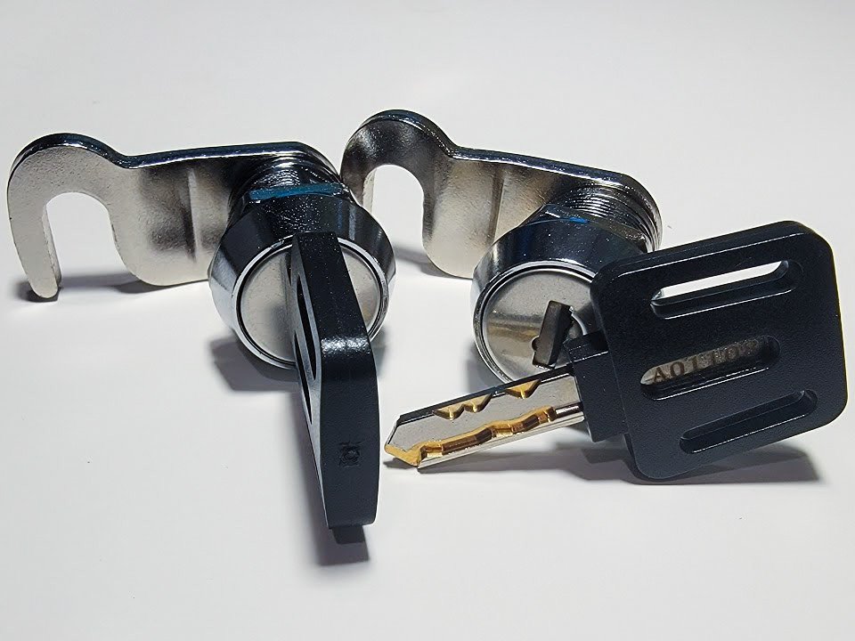 Mailboss "12" wafer mailbox camlock