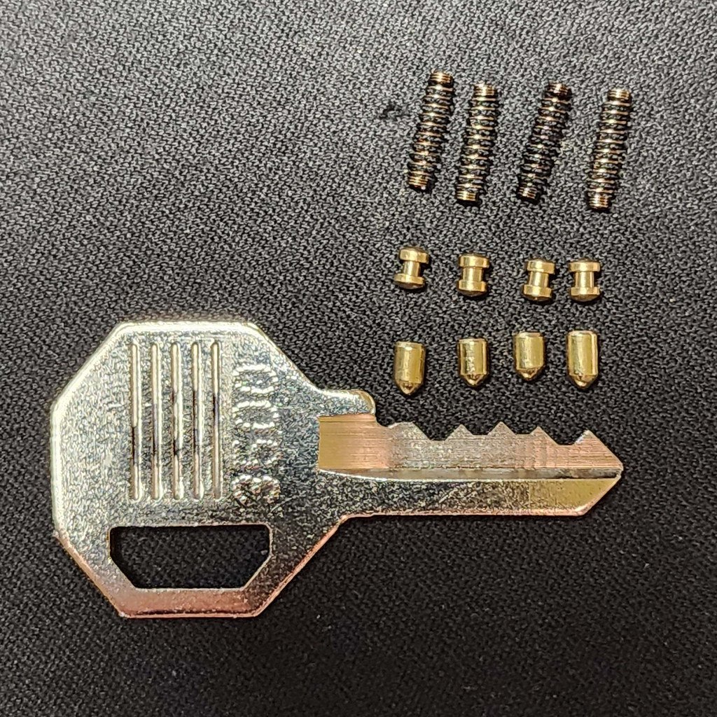 By: Demurecrowd (CC BY-NC-SA 4.0, via LPU)