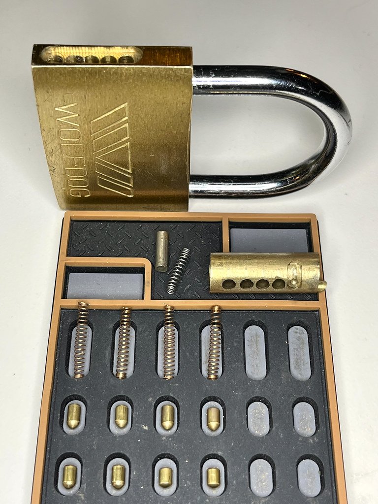 By: LockPickingFisherman (CC BY-NC-SA 4.0, via LPU)